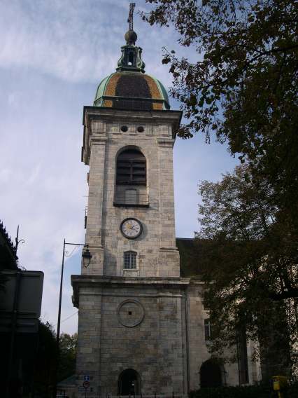  Clocher de la cathédrale Saint Jean